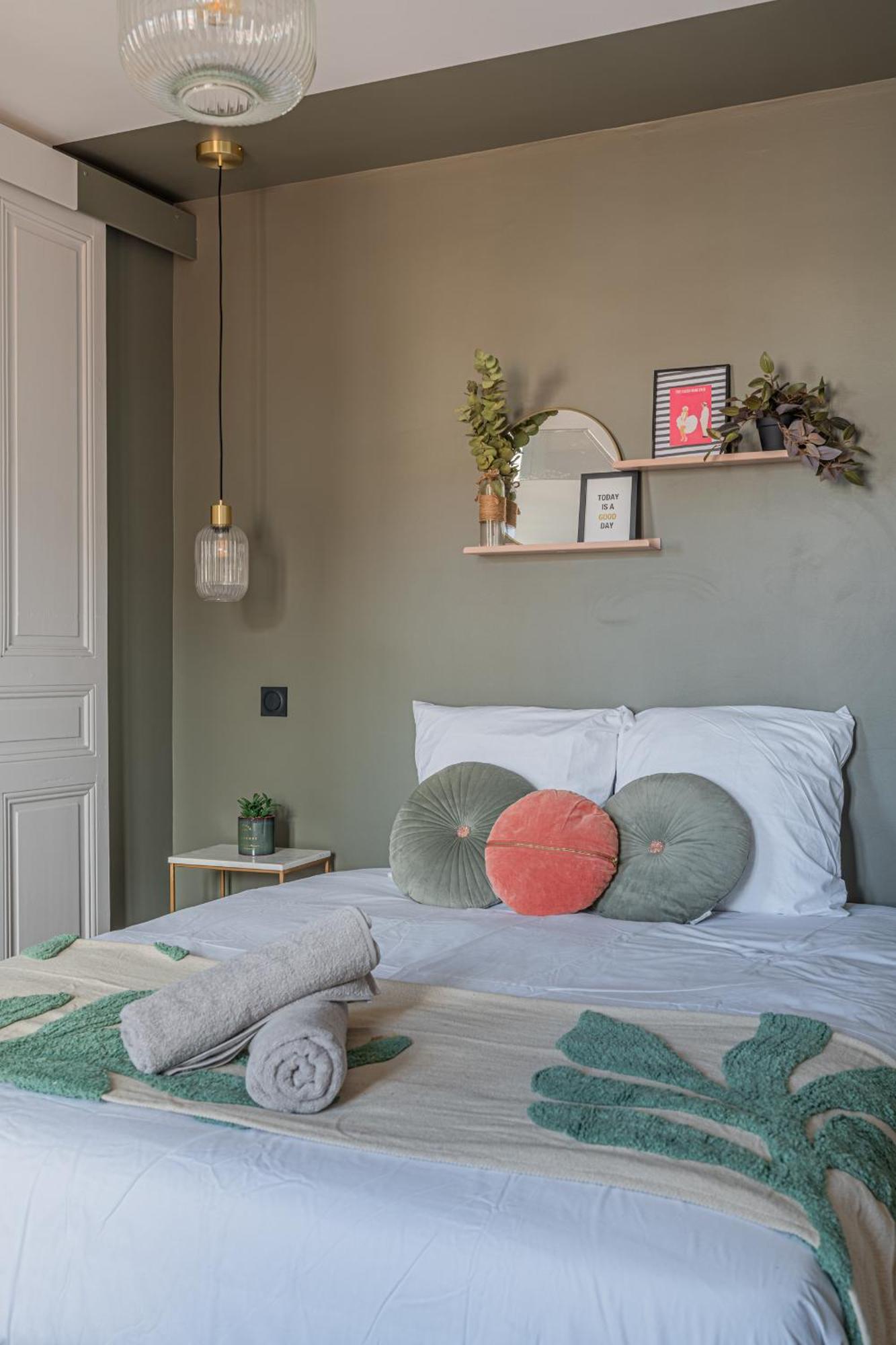 Le Felix Appart'Hotel Romans-sur-Isere Bagian luar foto