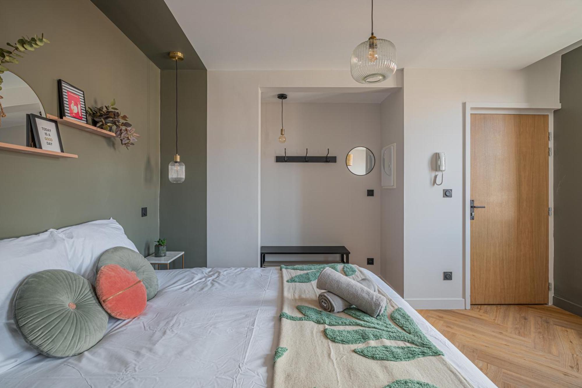 Le Felix Appart'Hotel Romans-sur-Isere Bagian luar foto