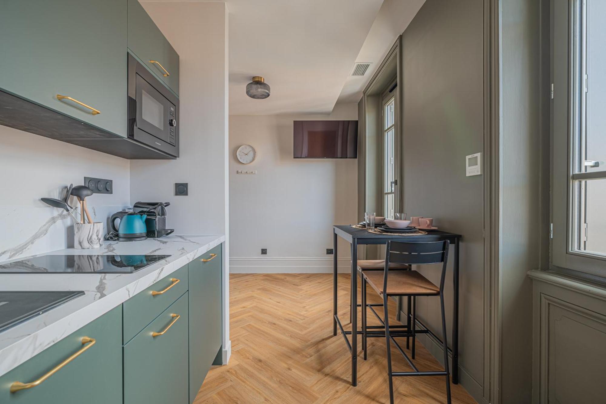 Le Felix Appart'Hotel Romans-sur-Isere Bagian luar foto