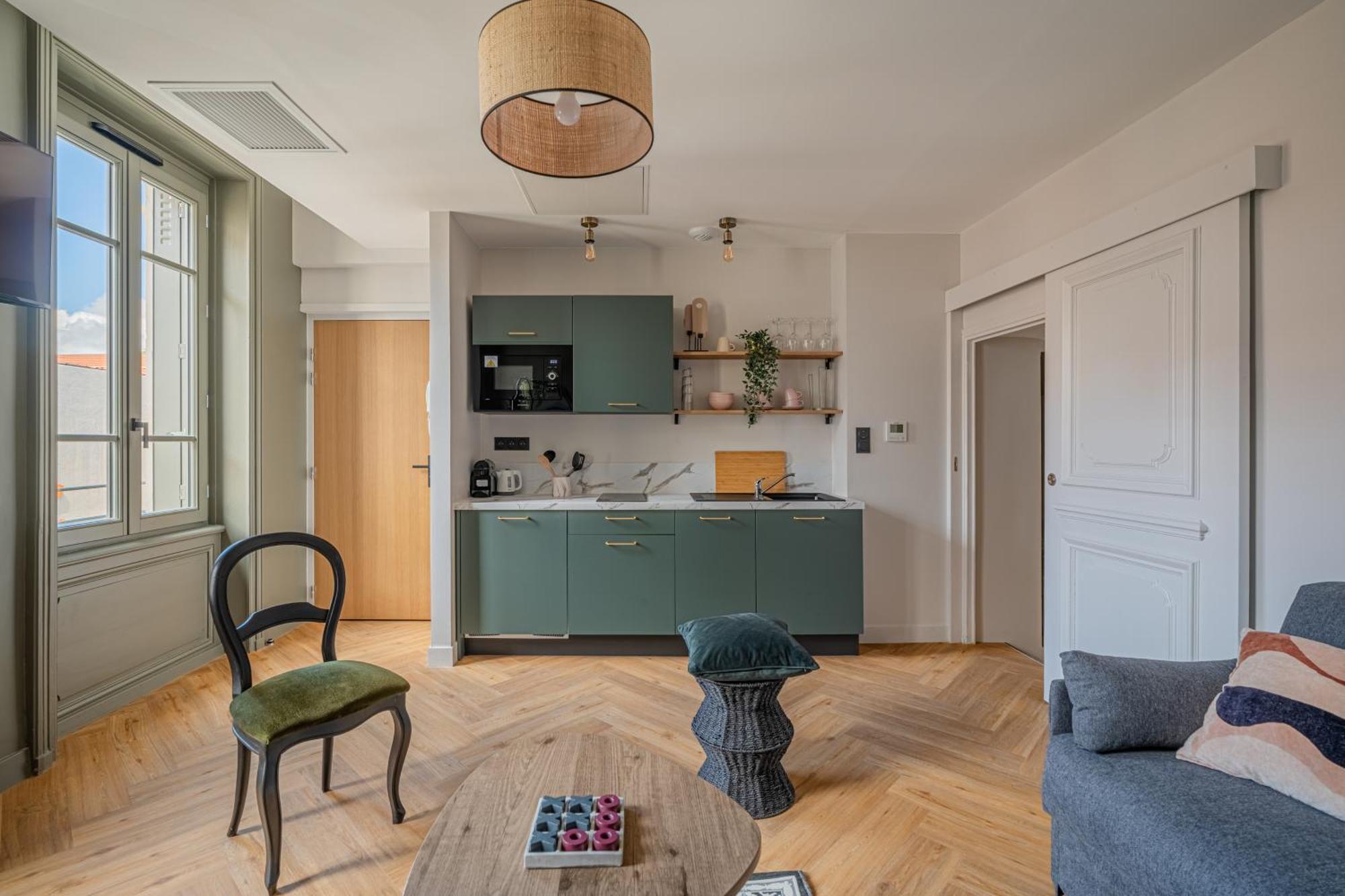 Le Felix Appart'Hotel Romans-sur-Isere Bagian luar foto