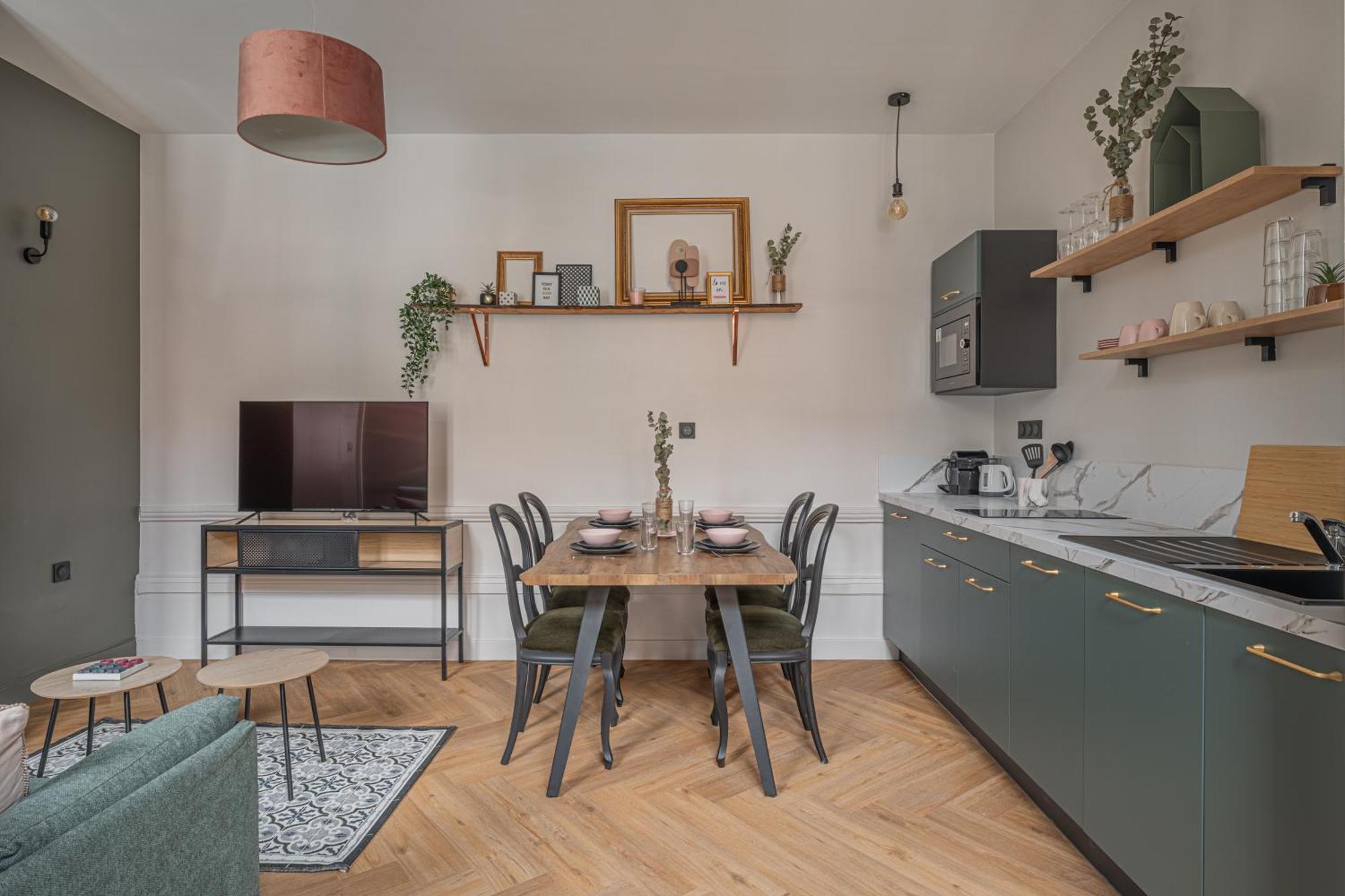 Le Felix Appart'Hotel Romans-sur-Isere Bagian luar foto