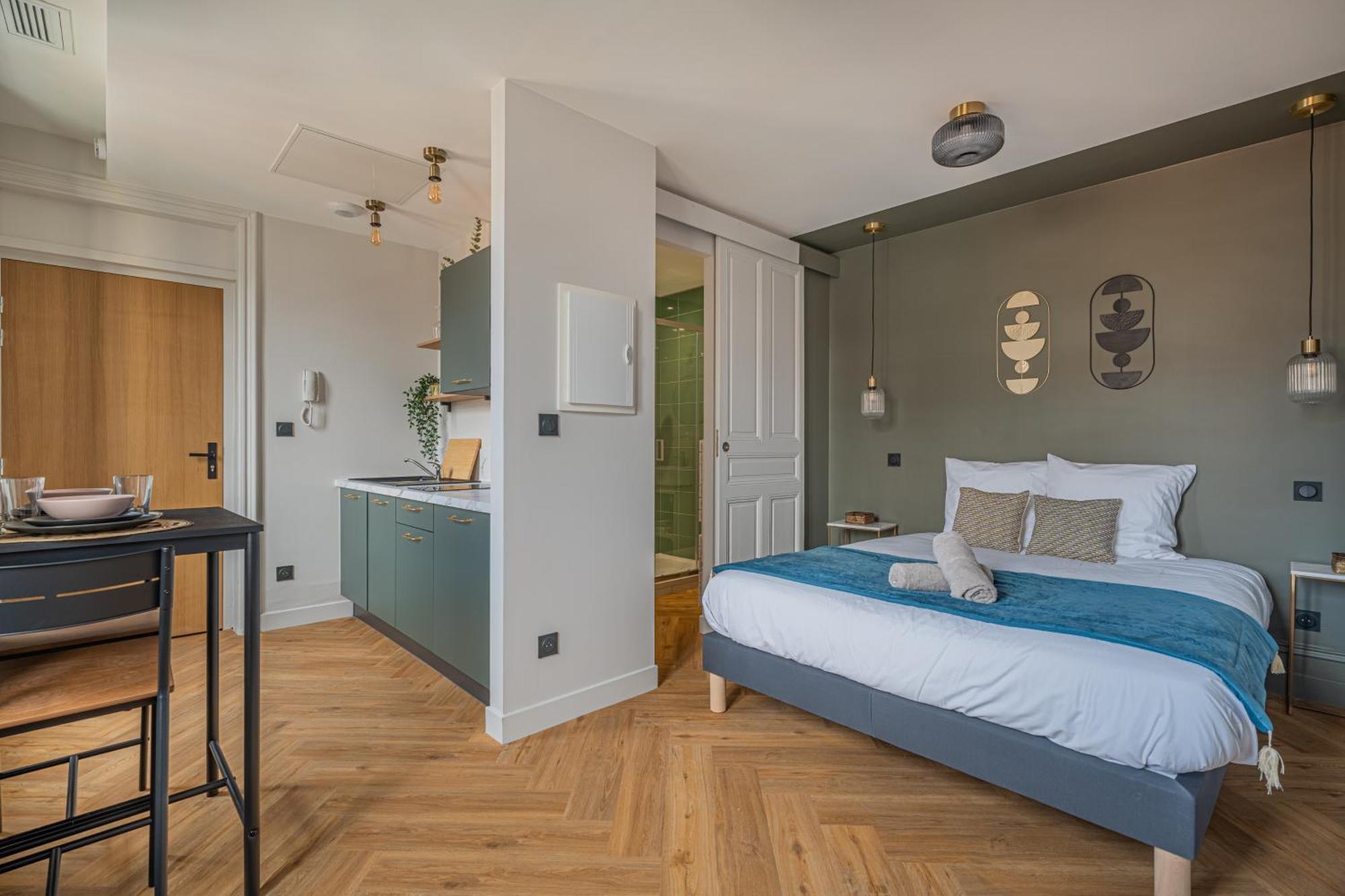 Le Felix Appart'Hotel Romans-sur-Isere Bagian luar foto